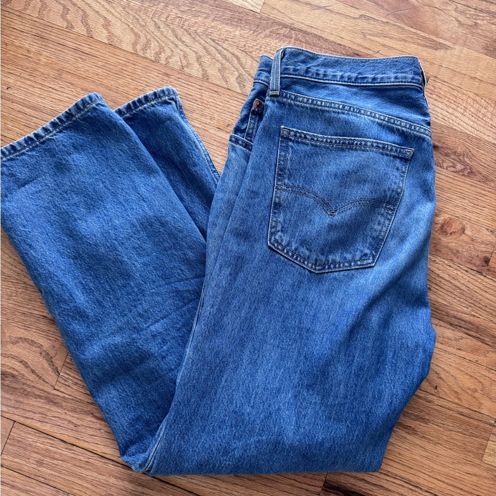 Women’s Levi’s - Low Pro Straight Size 31